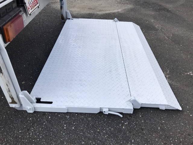 トヨタトヨエースダブルキャブ（Wキャブ）小型（2t・3t）[写真19]