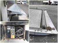 三菱ふそうファイターアルミウイング中型（4t）[写真21]