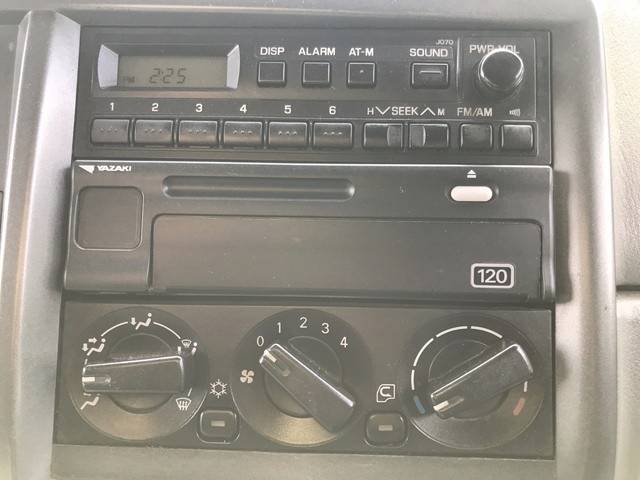 三菱ふそうファイターアルミウイング中型（4t）[写真37]