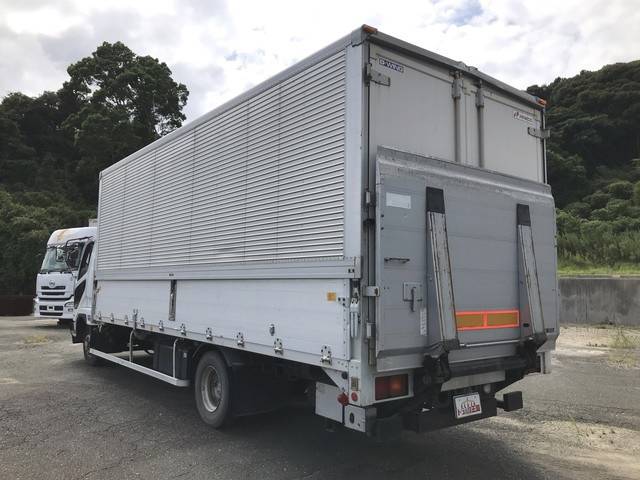 三菱ふそうファイターアルミウイング中型（4t）[写真04]