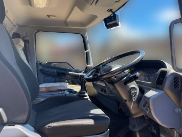 日野レンジャー幌車増トン（6t・8t）[写真21]