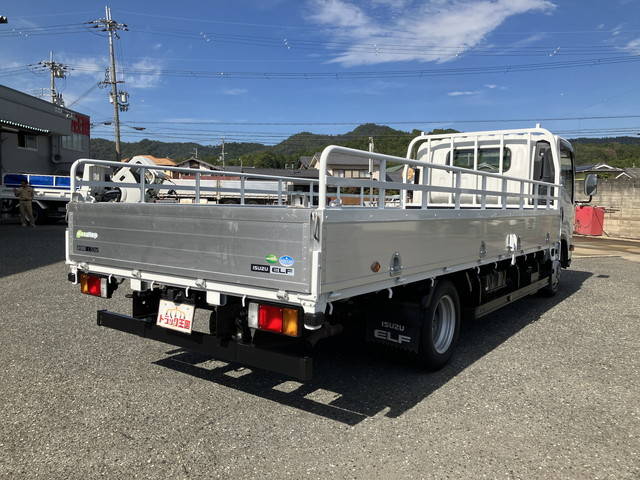 いすゞエルフアルミブロック小型（2t・3t）[写真02]