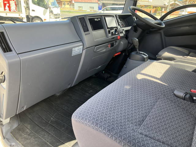 いすゞエルフアルミブロック小型（2t・3t）[写真30]