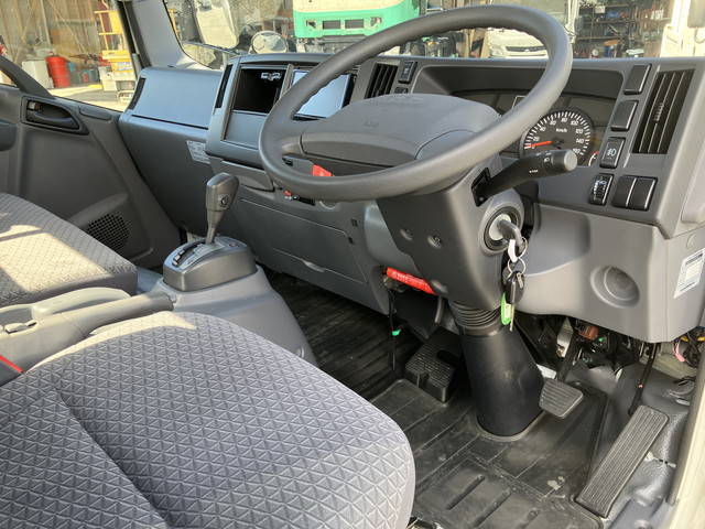 いすゞエルフアルミブロック小型（2t・3t）[写真34]