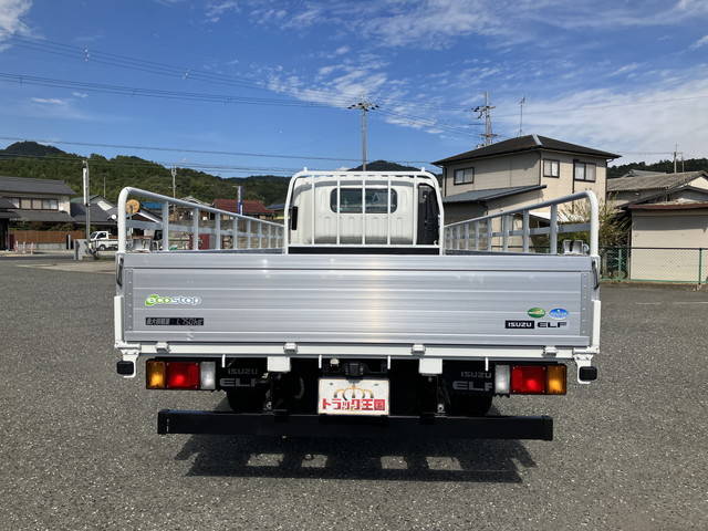 いすゞエルフアルミブロック小型（2t・3t）[写真09]