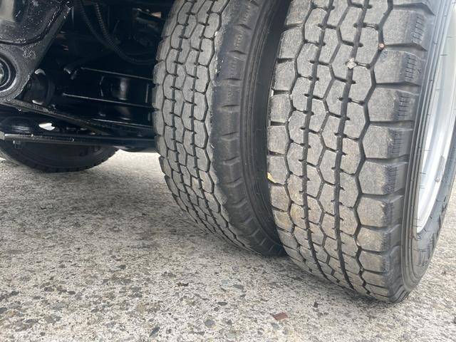 三菱ふそうキャンター平ボディ小型（2t・3t）[写真15]