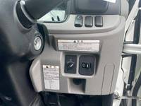 三菱ふそうキャンター平ボディ小型（2t・3t）[写真19]