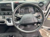 三菱ふそうキャンター平ボディ小型（2t・3t）[写真22]