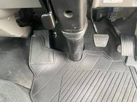 三菱ふそうキャンター平ボディ小型（2t・3t）[写真25]