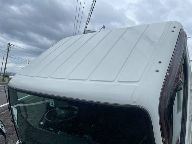 三菱ふそうキャンター平ボディ小型（2t・3t）[写真27]