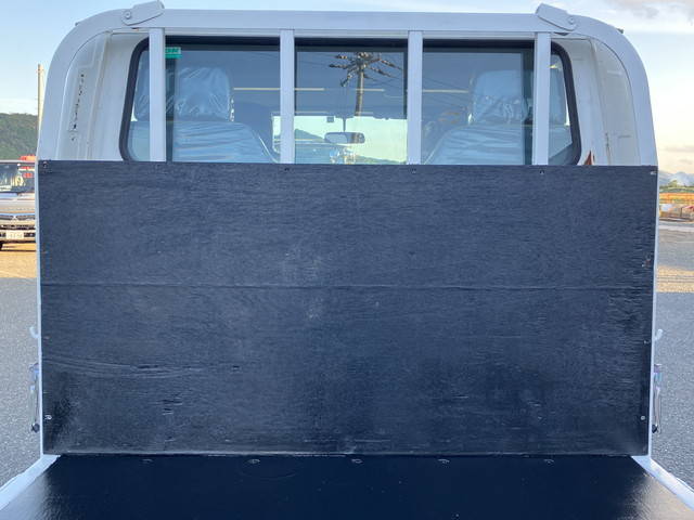 いすゞエルフダブルキャブ（Wキャブ）小型（2t・3t）[写真11]