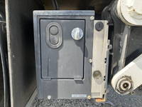 いすゞエルフダブルキャブ（Wキャブ）小型（2t・3t）[写真16]