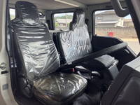 いすゞエルフダブルキャブ（Wキャブ）小型（2t・3t）[写真33]