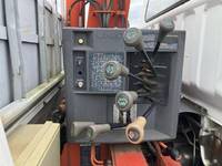 三菱ふそうキャンタークレーン4段小型（2t・3t）[写真15]