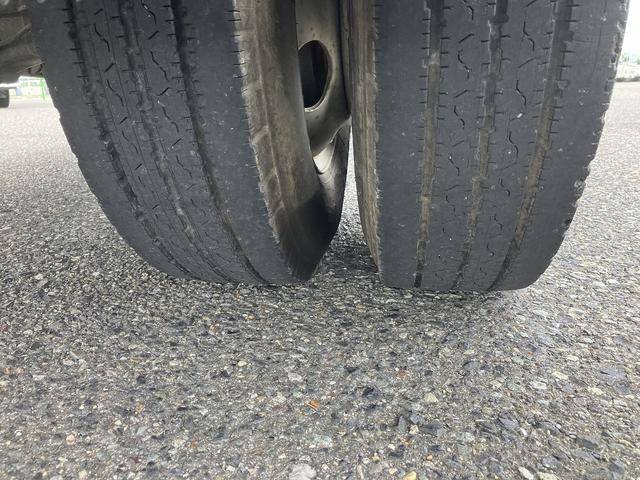 三菱ふそうキャンタークレーン4段小型（2t・3t）[写真17]