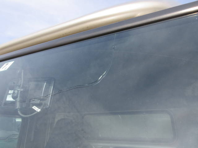 三菱ふそうキャンターアルミバン小型（2t・3t）[写真21]