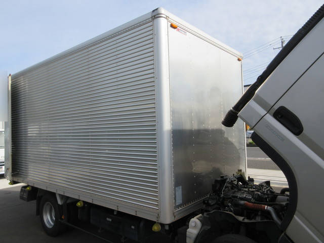 三菱ふそうキャンターアルミバン小型（2t・3t）[写真27]