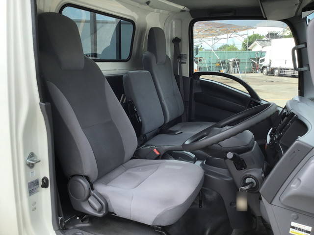 いすゞエルフアルミブロック小型（2t・3t）[写真26]