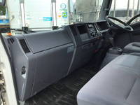 いすゞエルフアルミブロック小型（2t・3t）[写真28]