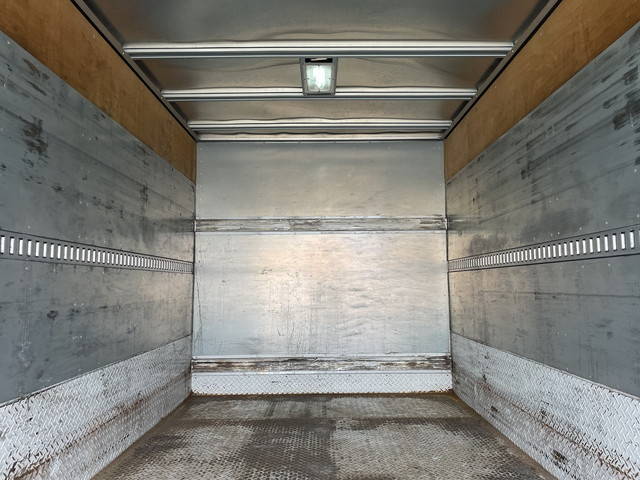 日野デュトロアルミバン小型（2t・3t）[写真13]