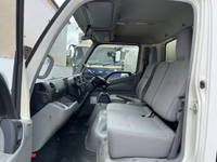 日野デュトロアルミバン小型（2t・3t）[写真35]