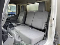 日野デュトロアルミバン小型（2t・3t）[写真36]