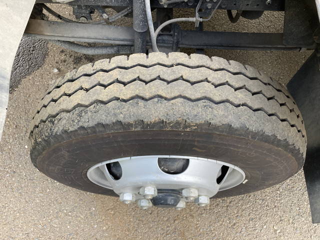 いすゞフォワードダンプ中型（4t）[写真14]