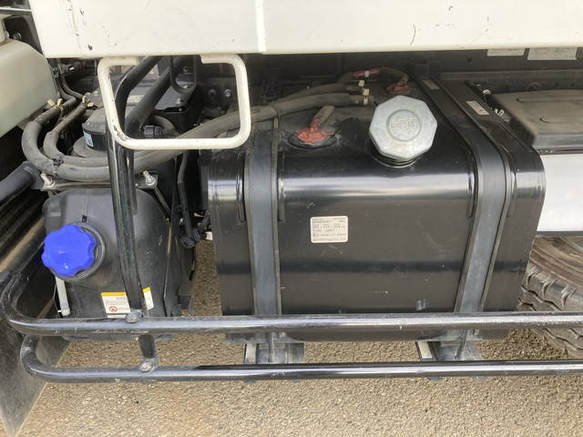 いすゞフォワードダンプ中型（4t）[写真18]