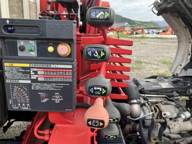 いすゞエルフクレーン3段小型（2t・3t）[写真18]