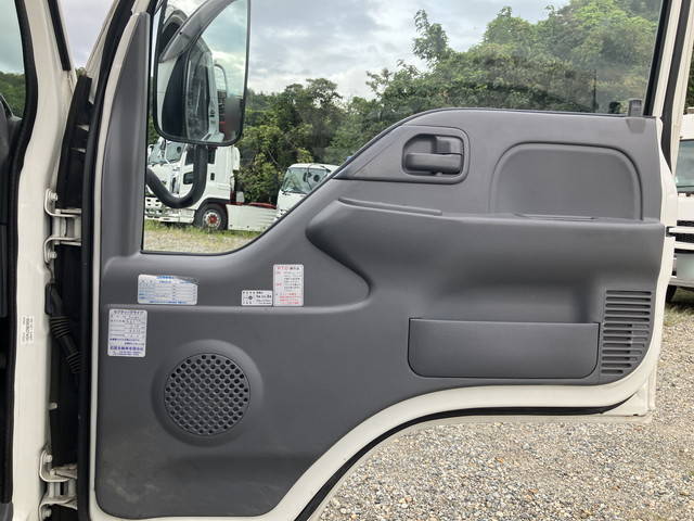 いすゞエルフクレーン3段小型（2t・3t）[写真28]