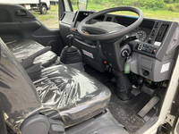 いすゞエルフクレーン3段小型（2t・3t）[写真33]