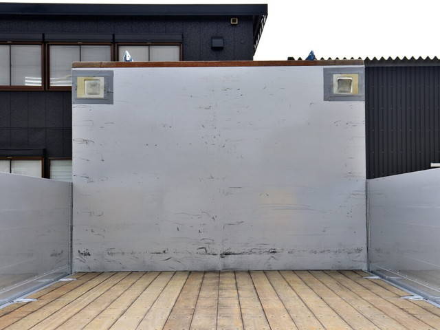 いすゞフォワードアルミブロック中型（4t）[写真13]