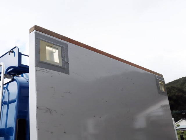 いすゞフォワードアルミブロック中型（4t）[写真15]