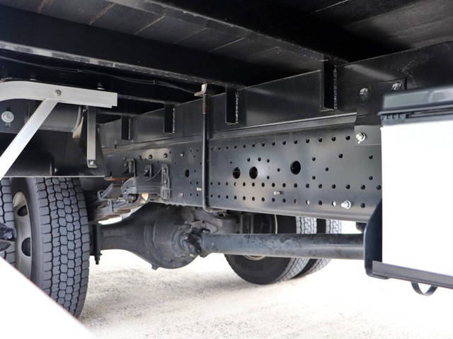 いすゞフォワードアルミブロック中型（4t）[写真23]