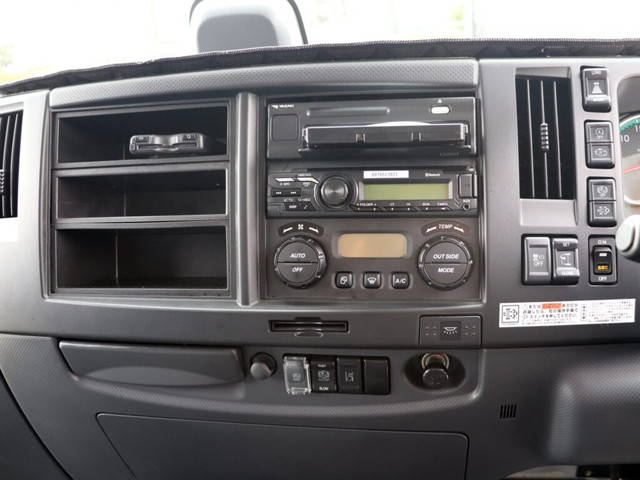 いすゞフォワードアルミブロック中型（4t）[写真31]