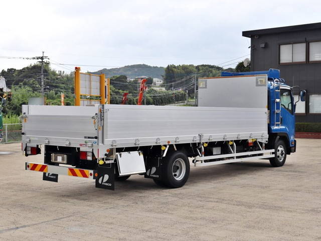 いすゞフォワードアルミブロック中型（4t）[写真04]