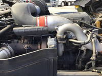 UDトラックスクオンアルミバン大型（10t）[写真23]