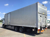 UDトラックスクオンアルミバン大型（10t）[写真04]