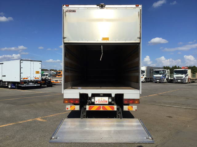 UDトラックスクオンアルミバン大型（10t）[写真09]