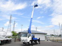 いすゞエルフ高所作業車小型（2t・3t）[写真09]