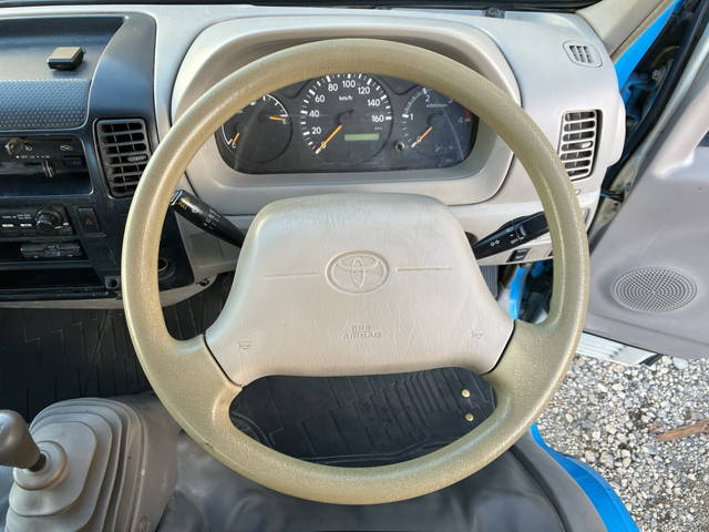 トヨタダイナ平ボディ小型（2t・3t）[写真32]