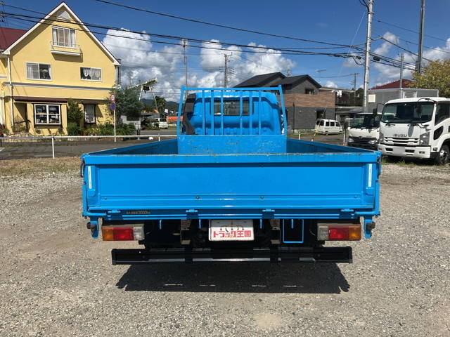 トヨタダイナ平ボディ小型（2t・3t）[写真09]