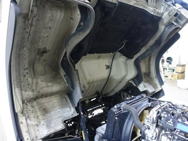 三菱ふそうキャンターアルミウイング小型（2t・3t）[写真23]
