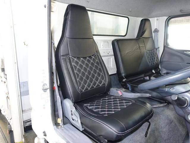 三菱ふそうキャンターアルミウイング小型（2t・3t）[写真25]