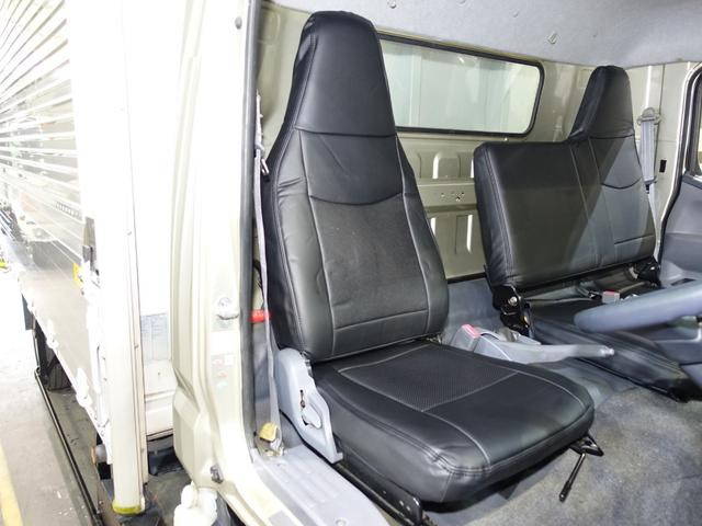 三菱ふそうキャンターアルミウイング小型（2t・3t）[写真26]