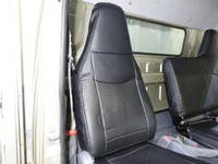 三菱ふそうキャンターアルミウイング小型（2t・3t）[写真27]