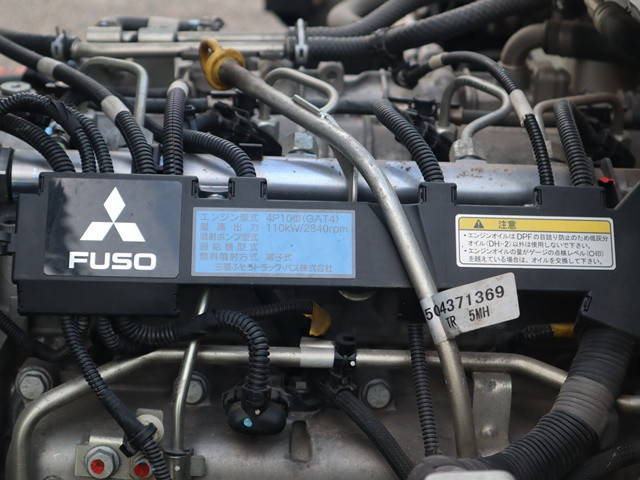 三菱ふそうキャンター平ボディ小型（2t・3t）[写真17]