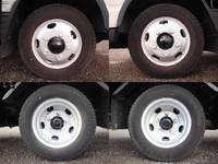 三菱ふそうキャンター平ボディ小型（2t・3t）[写真20]