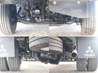 三菱ふそうキャンター平ボディ小型（2t・3t）[写真21]