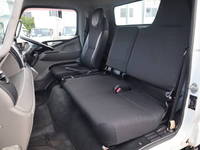 三菱ふそうキャンター平ボディ小型（2t・3t）[写真26]